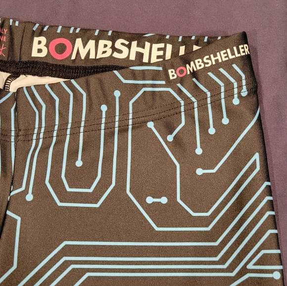 Bombsheller circuit board leggings - Picture 11 of 13